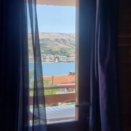 Iva 50m From Apartamento Pag Town