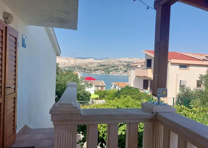 Iva 50m From * Pag Town